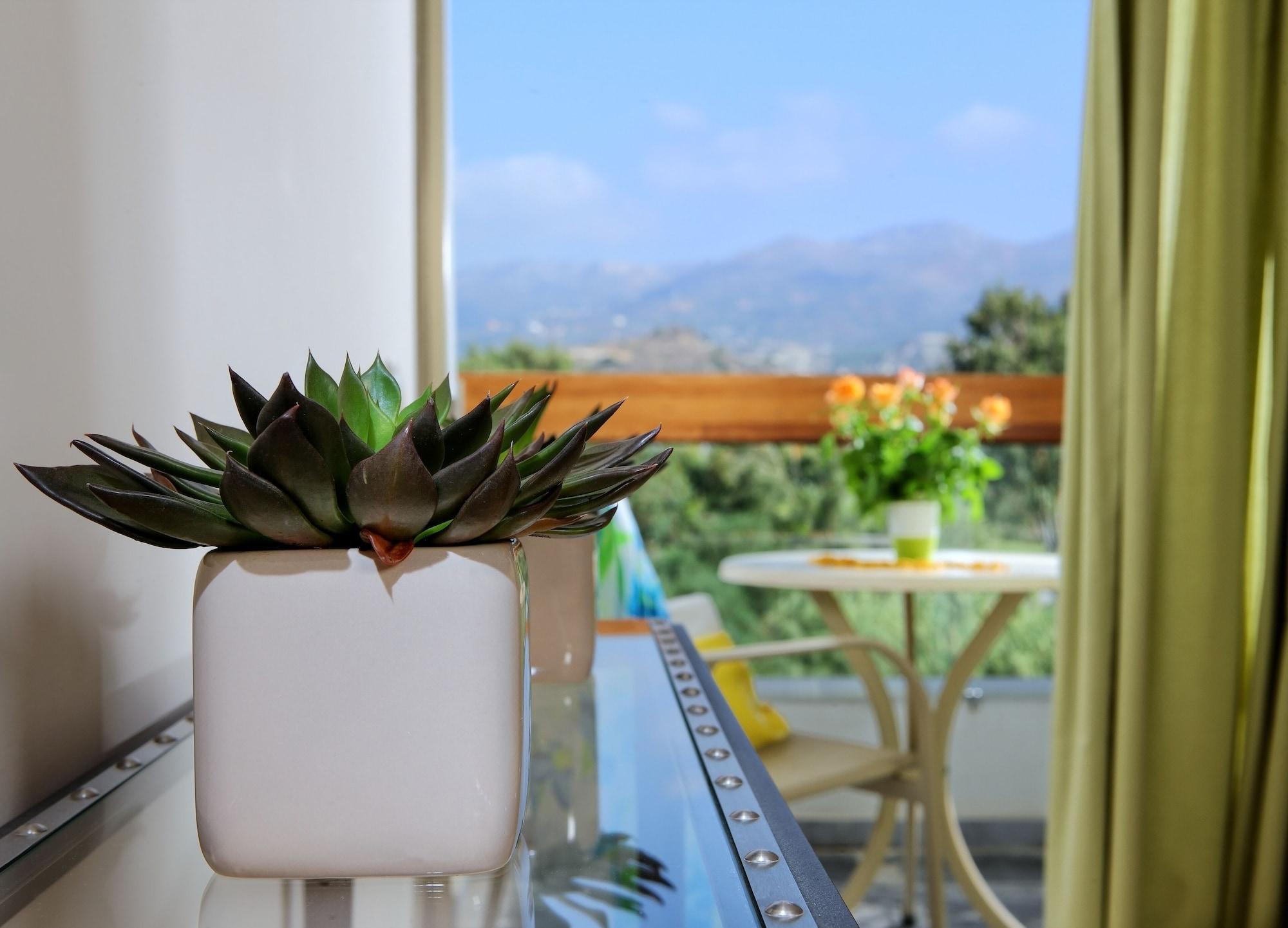 ซิเทีย บีช ซิตี้ รีสอร์ต แอนด์ สปา Hotel ซิเตีย ภายนอก รูปภาพ A smart planter
