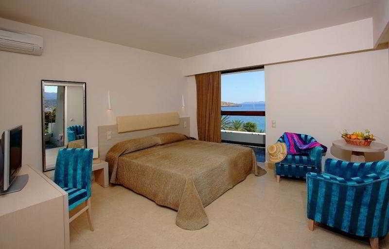 ซิเทีย บีช ซิตี้ รีสอร์ต แอนด์ สปา Hotel ซิเตีย ภายนอก รูปภาพ A room at the hotel
